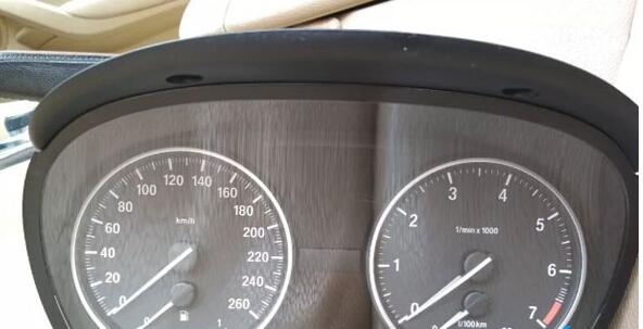 CG-PRO-Reset-Odometer-on-a-BMW-X1-CAS3-2010-M35080-3